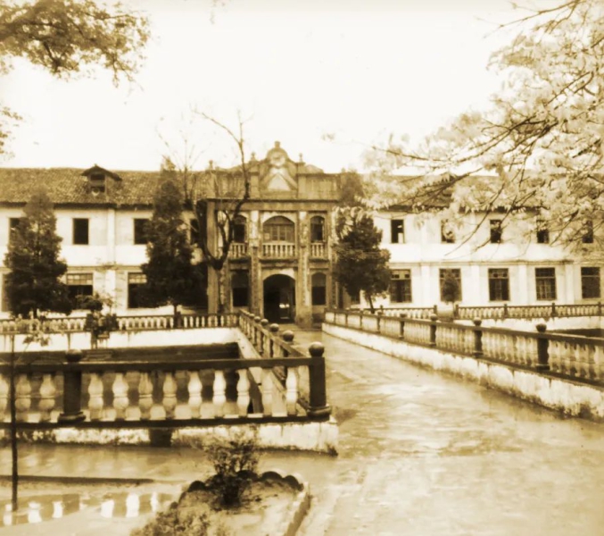 1939年3月江西吉安---疑似古龙襁褓期住过城市.jpg
