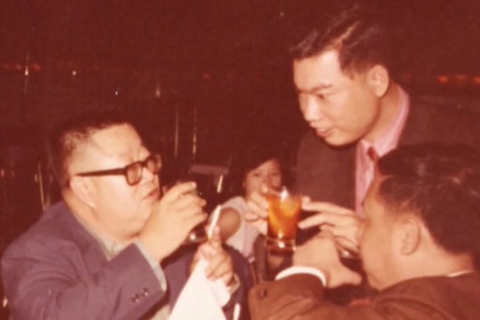 qinhong3.jpg