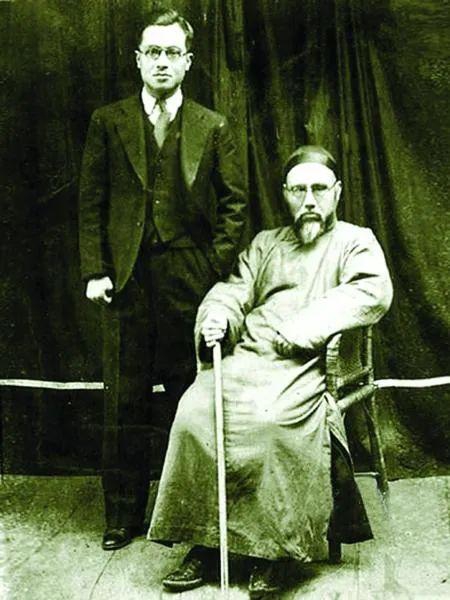 钱基博 钱锺书 父子合影 .jpg